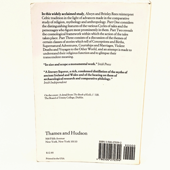 Celtic Heritage by Alwyn Rees & Brinley Rees – 1995 Edition – Hardcover - Picture 2 of 2